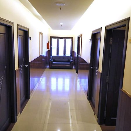 Taz Kamar Family Hotel Chennai Exterior photo