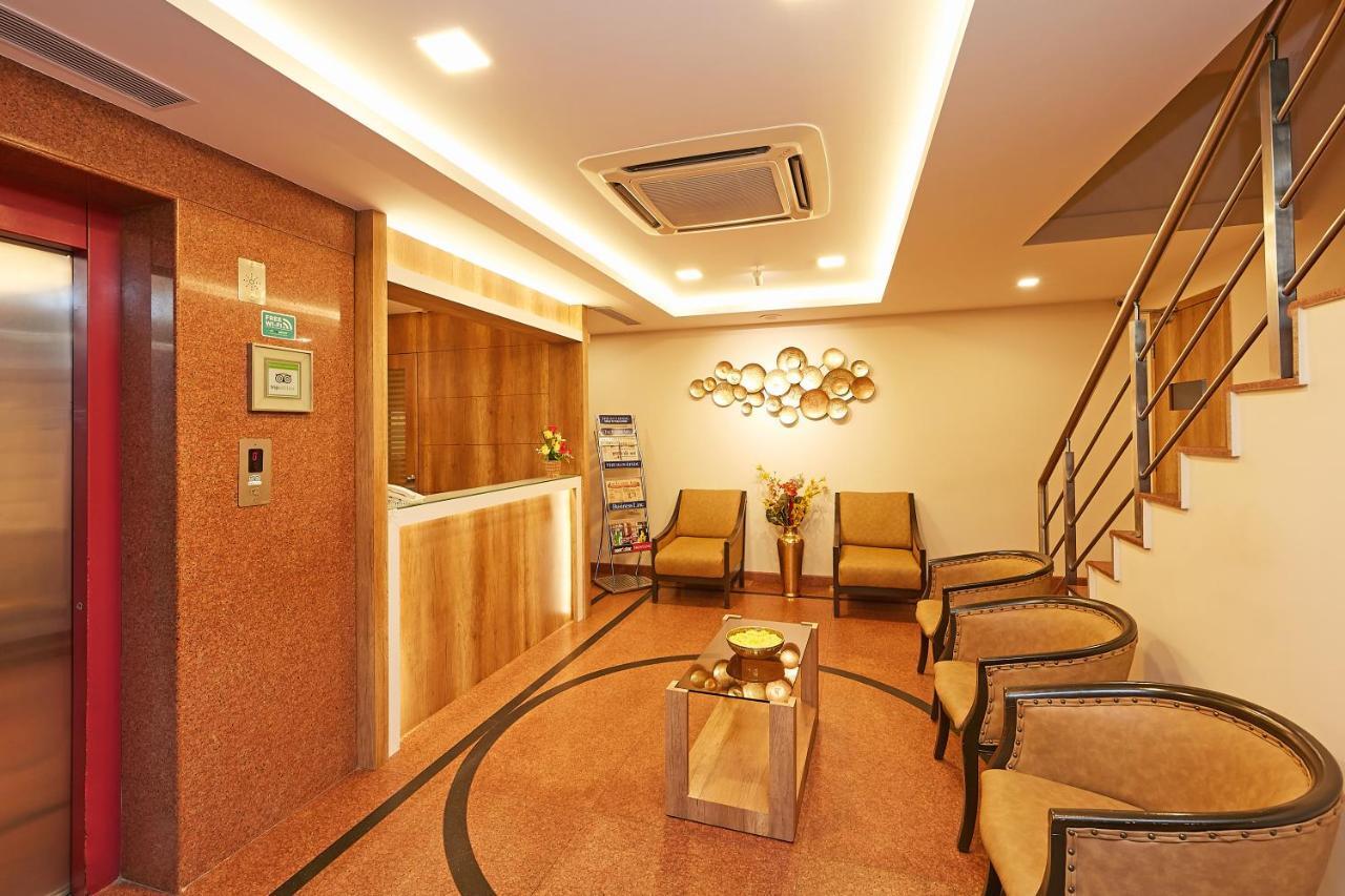 Taz Kamar Family Hotel Chennai Exterior photo